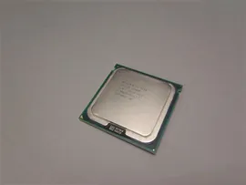 Intel Dual Core Xeon 5160 SLAG9 3.00 GHZ / 4M /1333 3744A857 CPU Processor