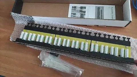 Распаковка патч-панели Hyperline 6e (PP2-19-24-8P8C-C6A-110D)
