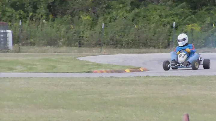 Dual West Bend Vintage King Kart - SUPER FAST DRIFTING