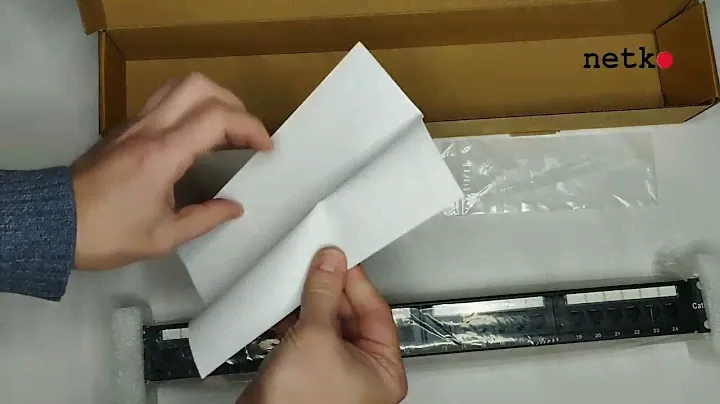 52078 Патч-панель UTP, 19", 24 порта RJ45, cat.5е, 1U, 110 Type, "L"